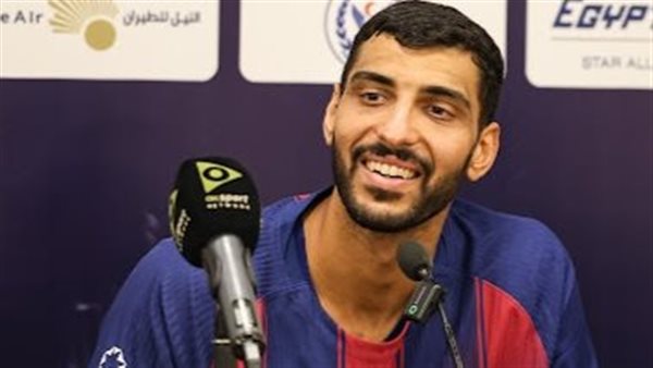 سيف الدرع لاعب برشلونة