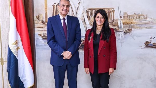 وزيرة التخطيط 