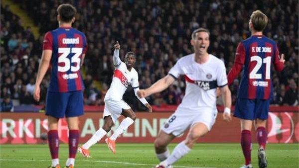 برشلونة وباريس سان