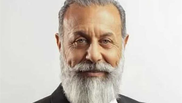 الفنان اياد الطائي