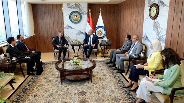 وزير البترول 