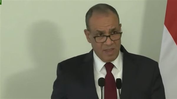 بدر عبد العاطي 