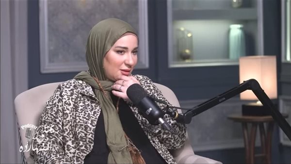 اسما شريف منير