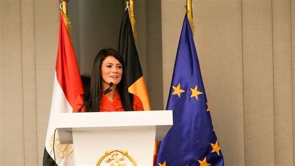 وزيرة التخطيط 