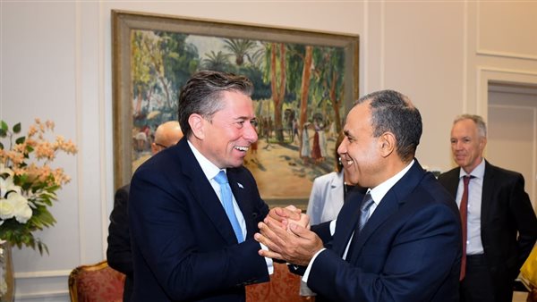 جانب من اللقاء