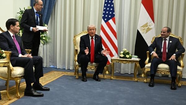 مؤتمر صحفي بين الرئيس