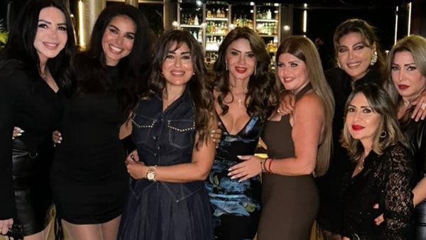 عيد ميلاد نجلاء بدر