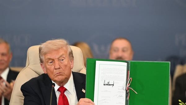 ترامب يوقع اتفاقية