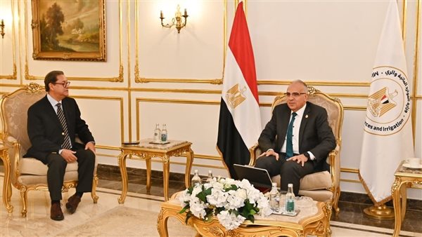 وزير الموارد المائية