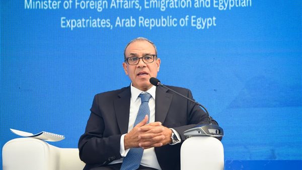 وزير الخارجية بدر