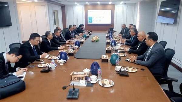 اجتماع اقتصادية قناة