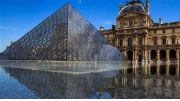 متحف اللوفر 