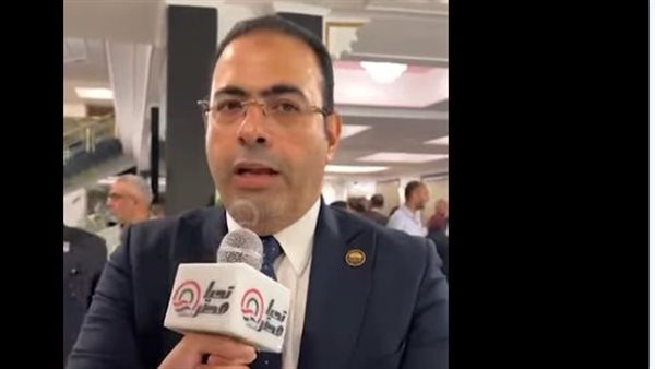 النائب محمود حسين