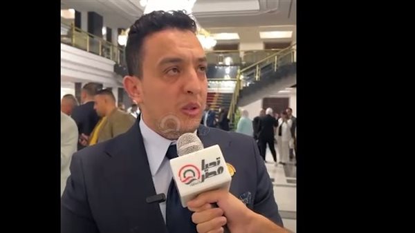 النائب  مصطفى أبو