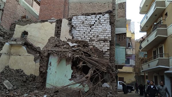 انهيار منزل