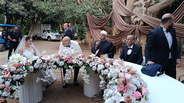 عقد قران حاتم صلاح