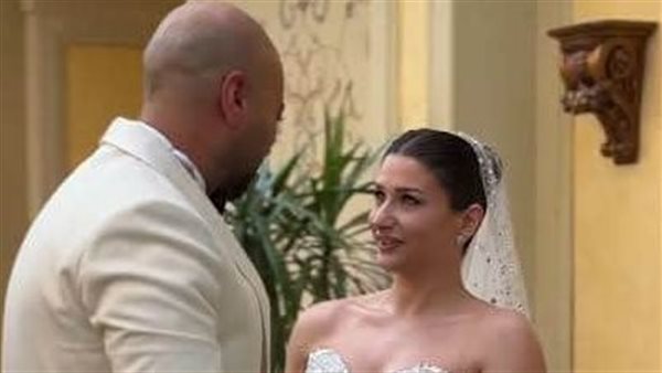 الفنان حاتم صلاح