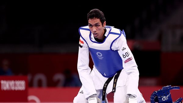 سيف عيسى لاعب التايكوندو