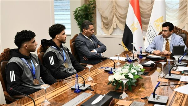 الدكتور أشرف صبحي