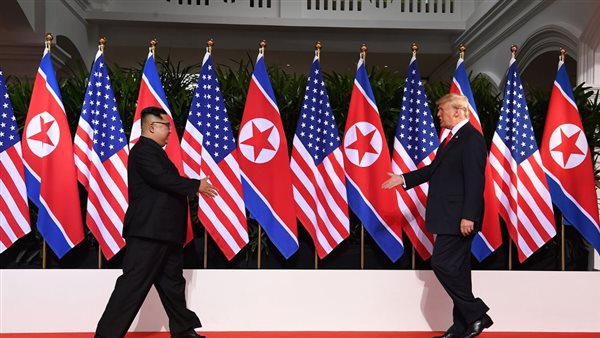 الرئيس الأمريكي دونالد