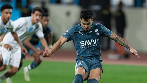 مباراة الهلال والأخدود