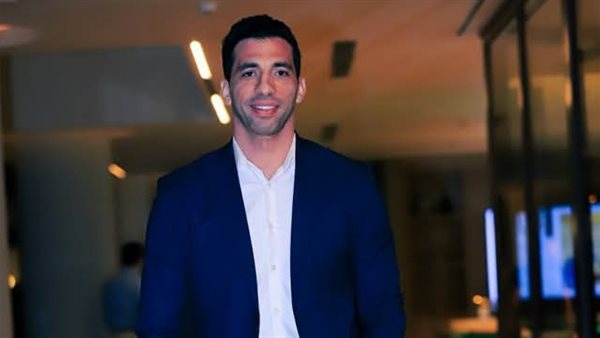 أحمد الأحمر لاعب