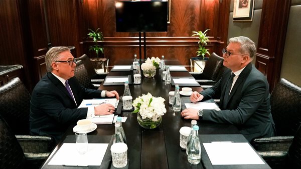 وزير البترول 