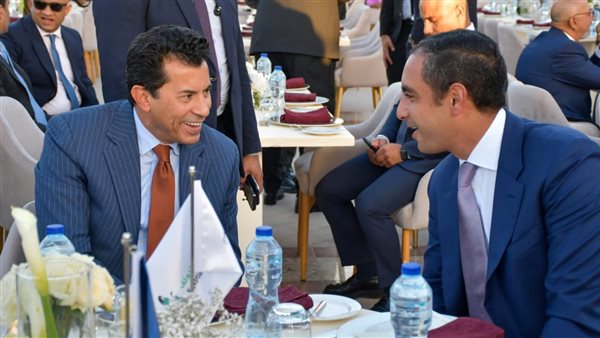 الدكتور أشرف صبحي