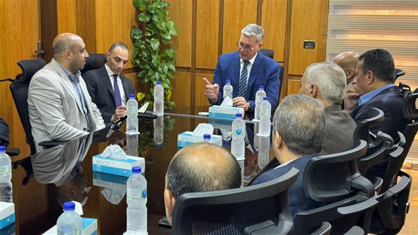 وزير البترول 