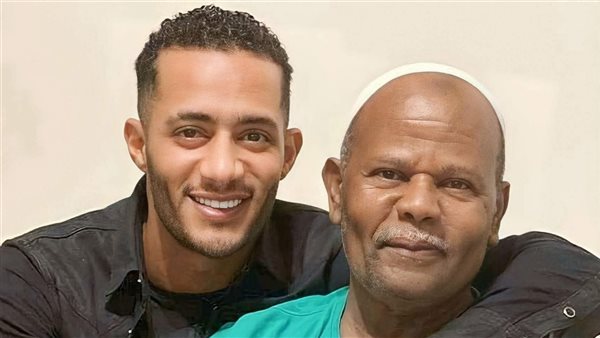 وفاة والد محمد رمضان