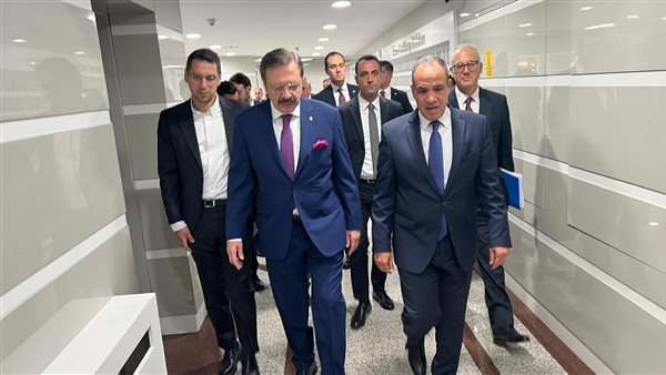 جانب من الزيارة 