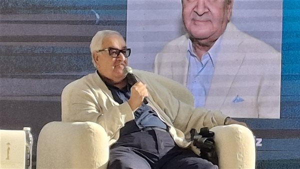 محمد عبد العزيز 