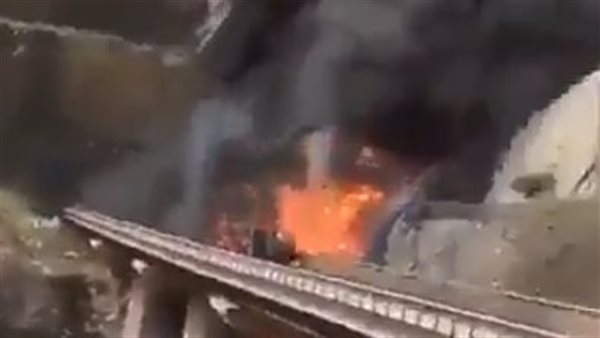 من موقع الحادث لحافلة