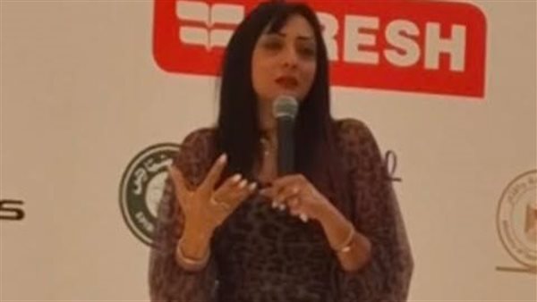 طليقة سامح عبد العزيز