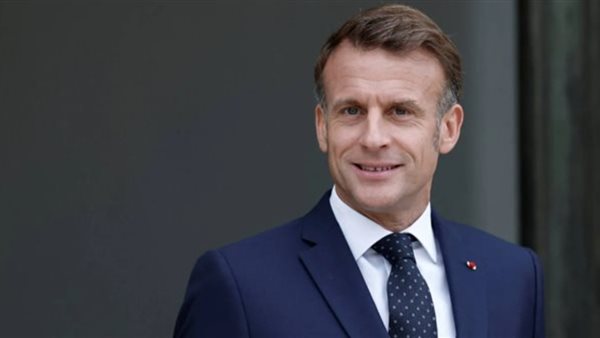 ماكرون يطالب بتعديل