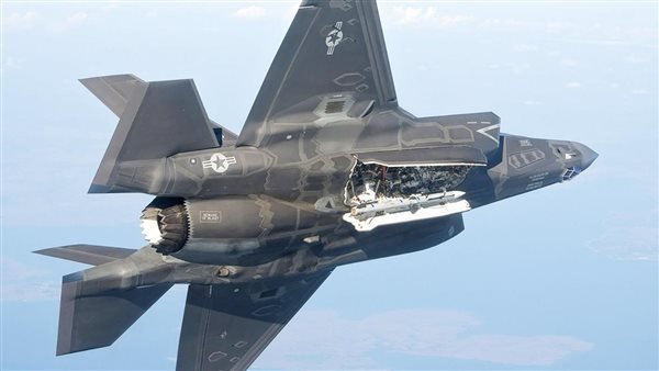 الطائرة F-35