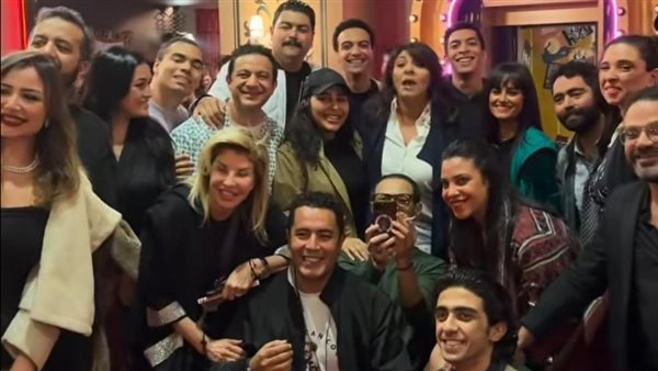 هالة صدقي مع صناع