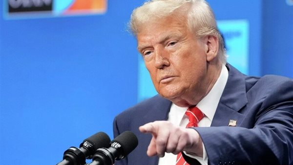 الرئيس الأمريكي دونالد
