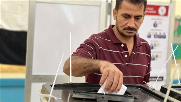 جانب من التوافد على