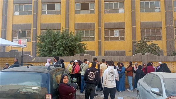 جانب من التوافد في