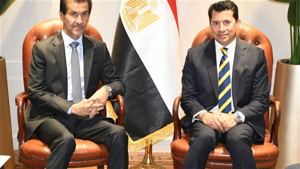 وزير الشباب والرياضة