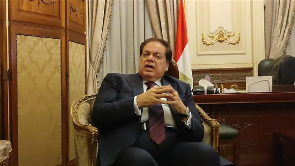 محمد أبو العينين،