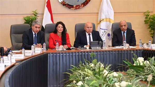 وزير الصناعة 