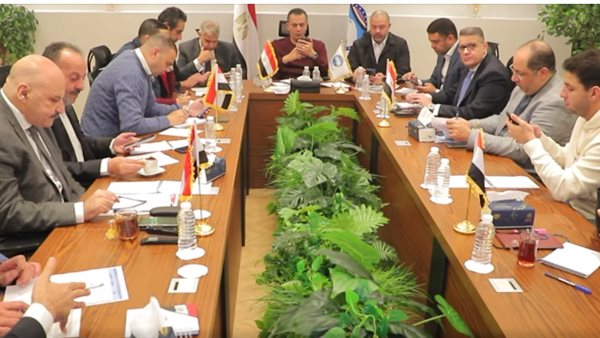 غرفة عمليات مستقبل