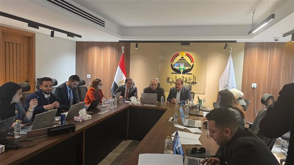 جانب من المتابعة