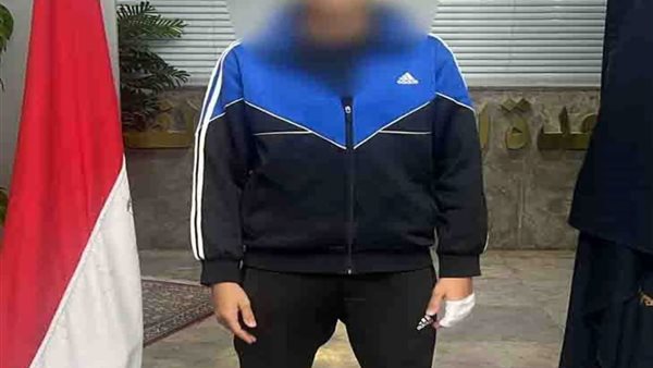 طالب يضرب زميله بالمدرسة