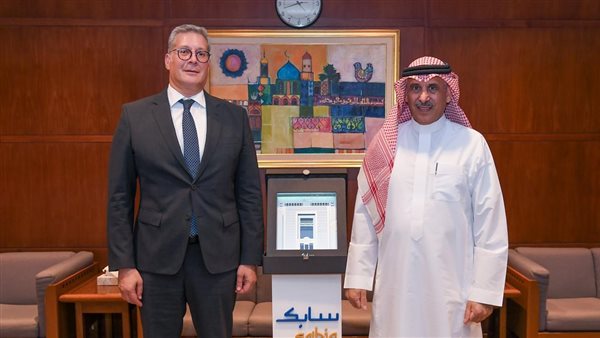 وزير البترول 