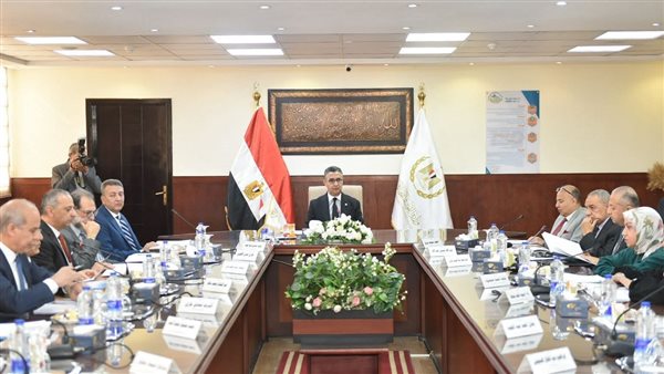 وزير التموين 