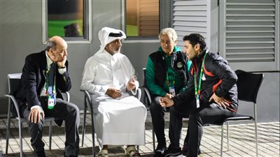 وزير الرياضة القطري مع الجهاز الفني لمنتخب مصر    