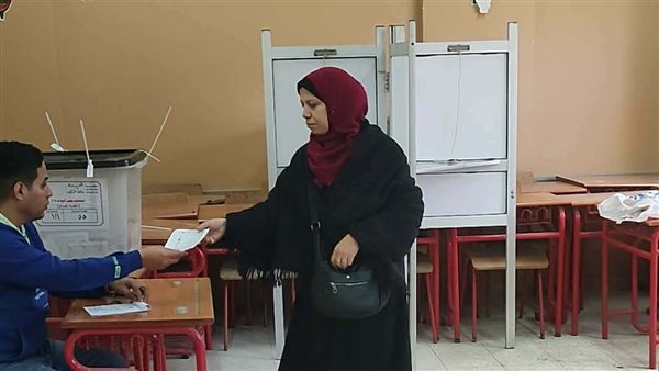 جانب من عملية التصويت